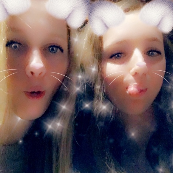 Meet your Posher, Victoria - Picture 1 of 1